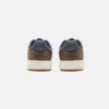 Levi's® PIPER - Trainers - brown