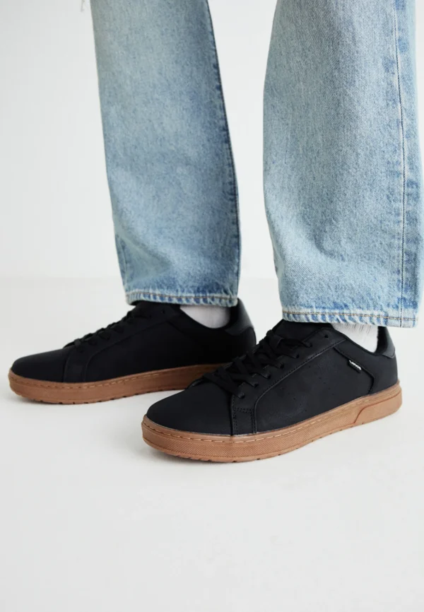Levi's® PIPER - Trainers - regular black
