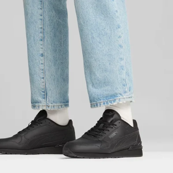 ST Runner v4 Leather